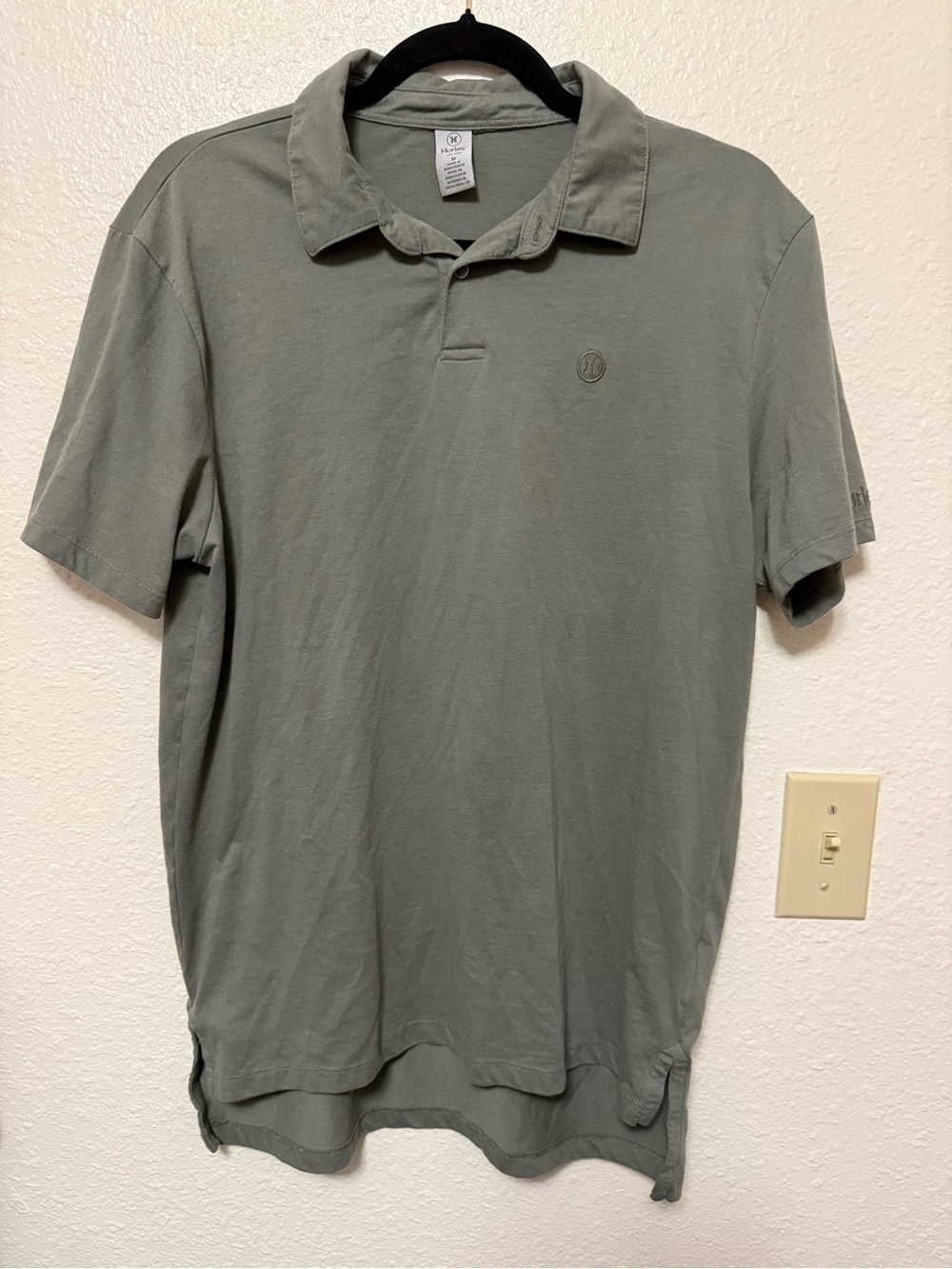 Hurley Mens Short Sleeve Polo Shirt Olive Green Logo Casual Cotton Blend Medium